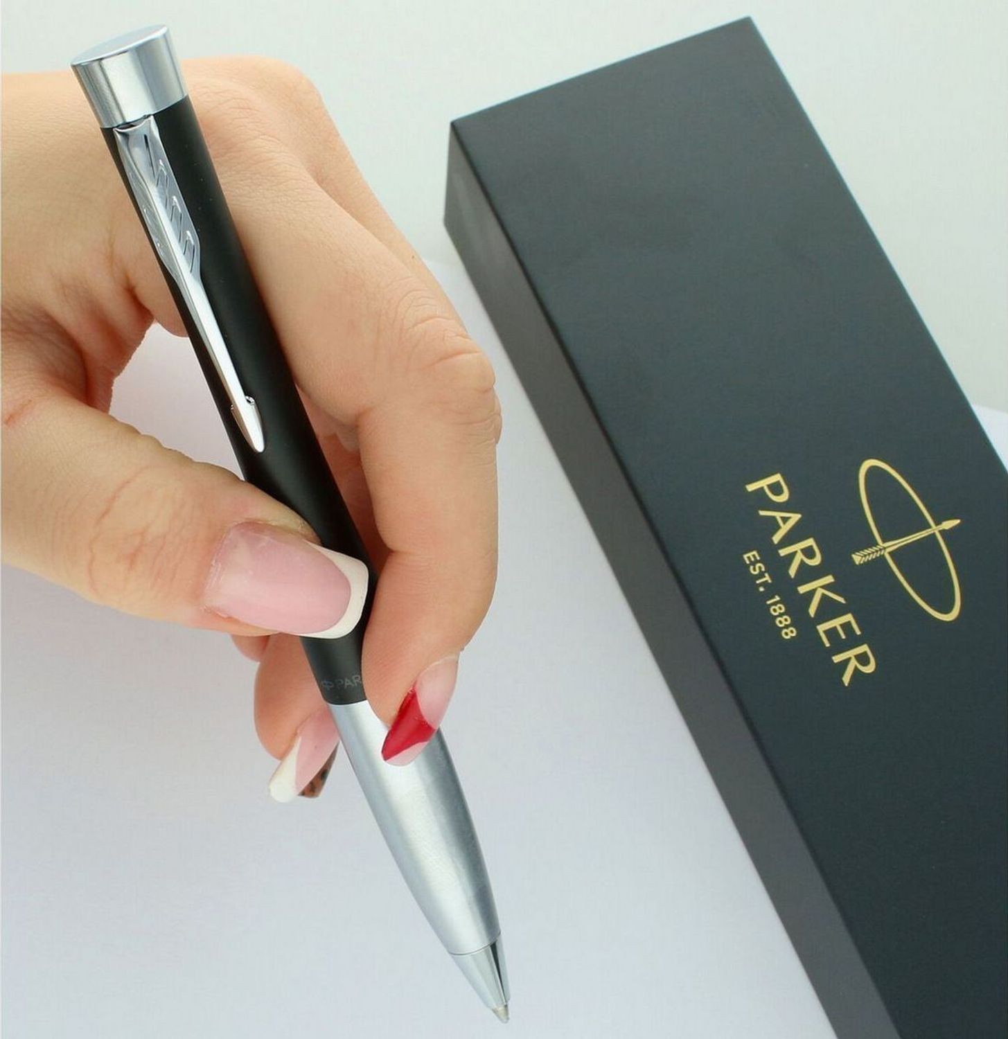 Długopis Parker Urban Czarny Matowy CT [2143639] ⇨ Długopis parker z grawerem. Grawer gratis ⇨ Pióra wieczne Parker, długopisy Parker. Najwyższa jakość za rozsądną cenę (1).jpg